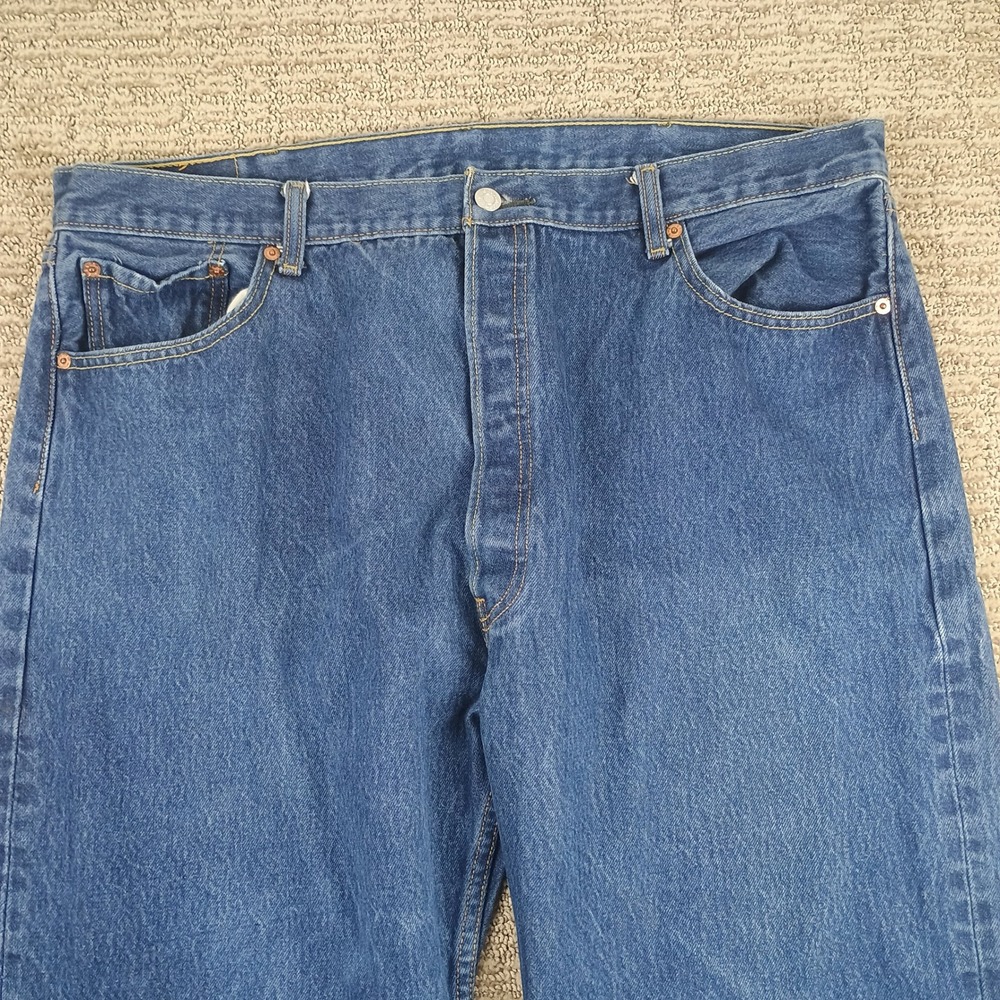 Levi's 501 Jeans Men Fits 38x31 Blue Denim Straight Leg Button Fly Classic
